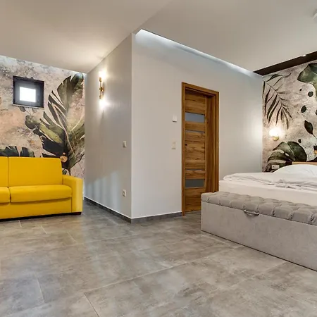 Chillout House Hotel