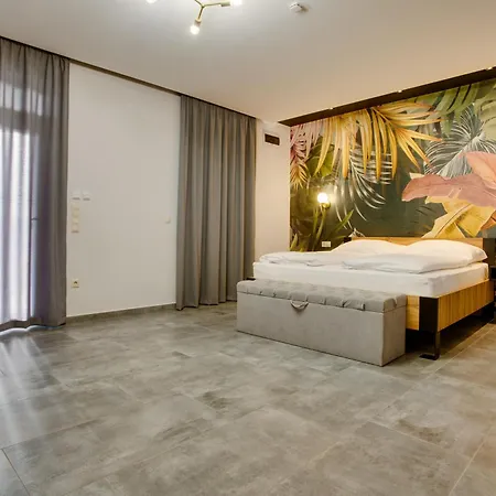 Ξενοδοχείο Chillout House 4*