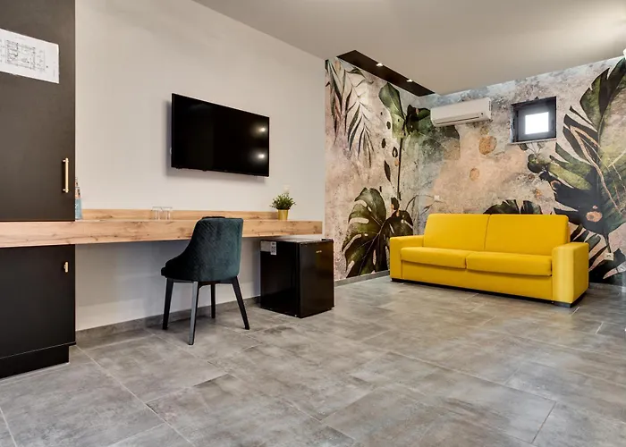 Hotel Chillout House 4*